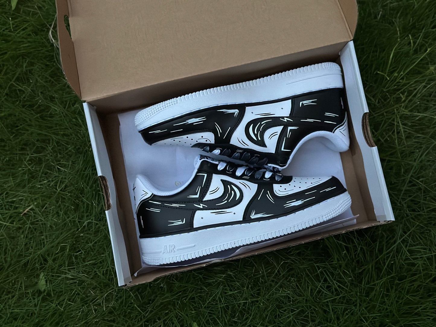 Custom Air Force 1 Black White Cartoon Lines