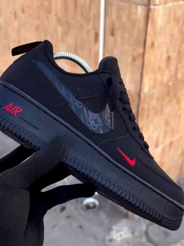 Pure Black Custom Sneakers Air Force 1