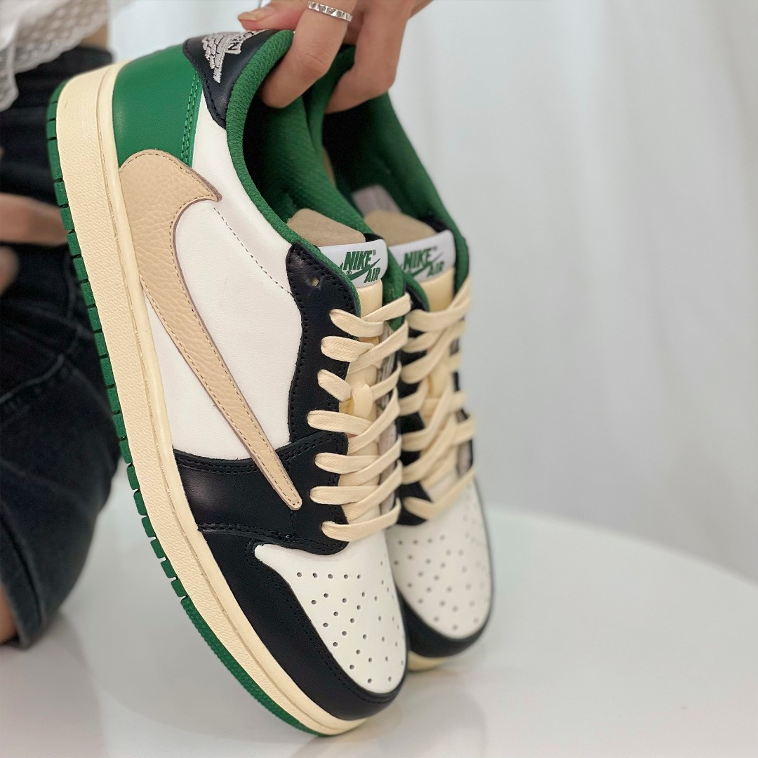 Travis scott jordan 32 discount