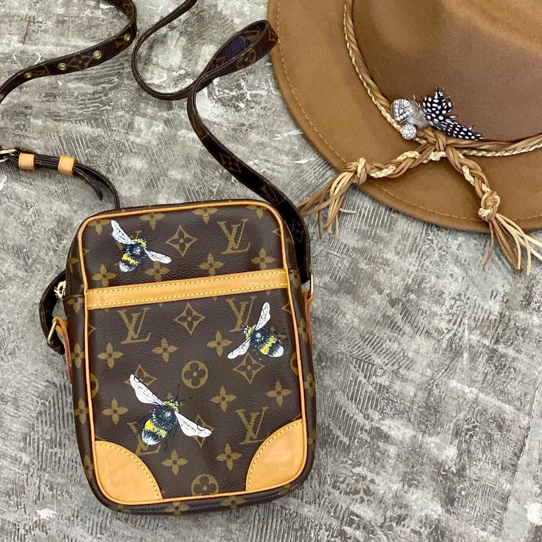 Hand Painted Bee Design Custom Crossbody Bag