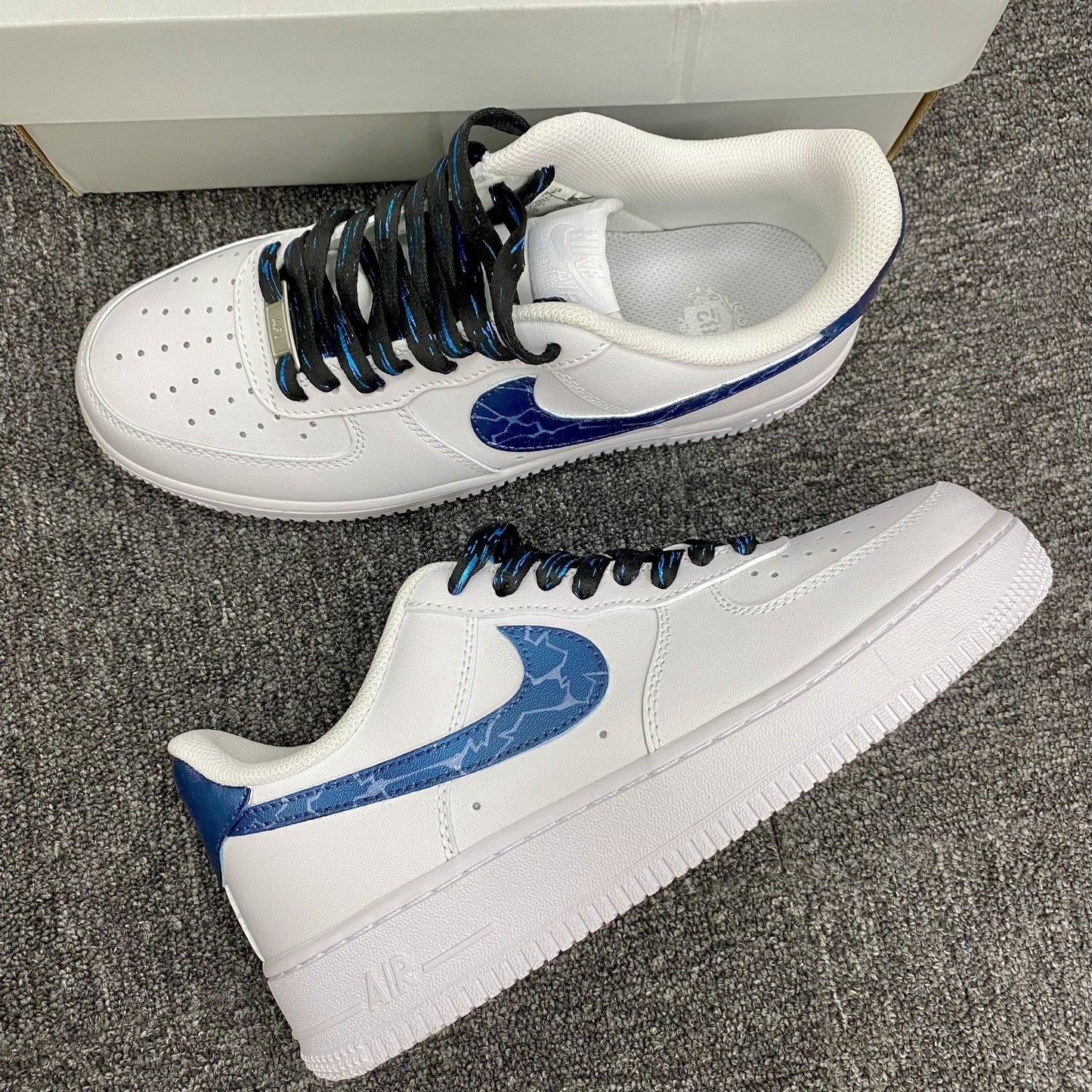 Custom Air Force 1 White And Blue With Cracked - Pattern