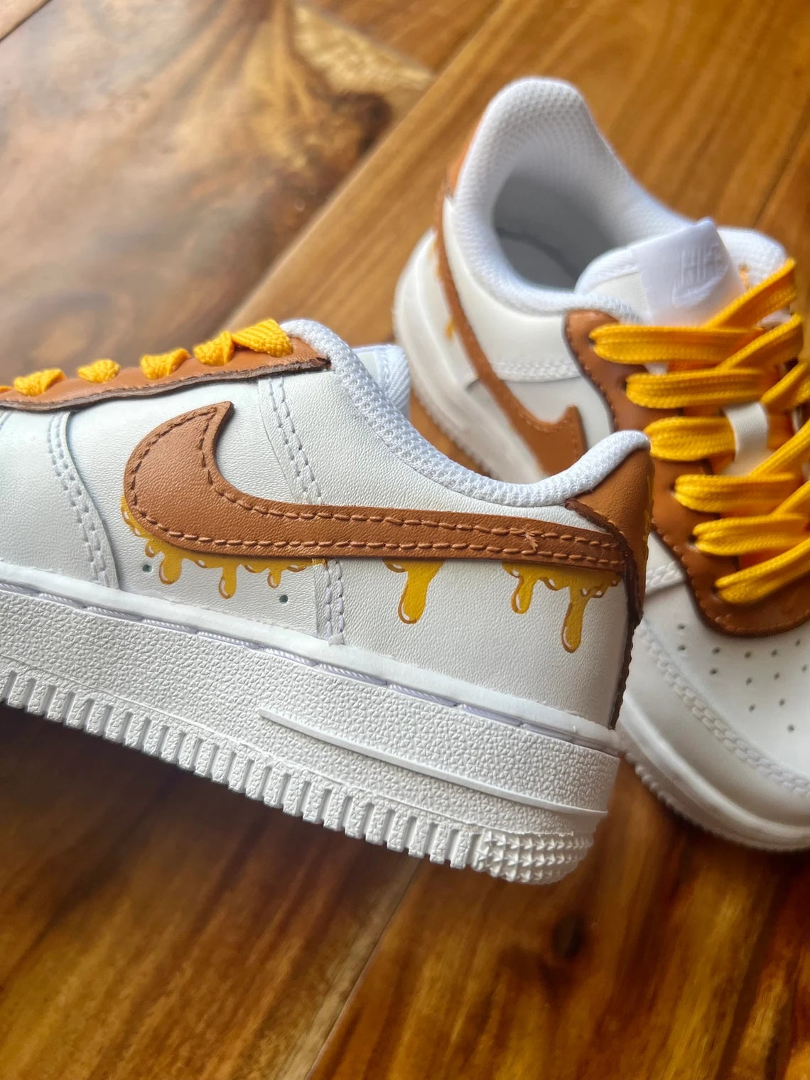 Custom Air Force 1 White Brown Winnie - the - Pooh Theme