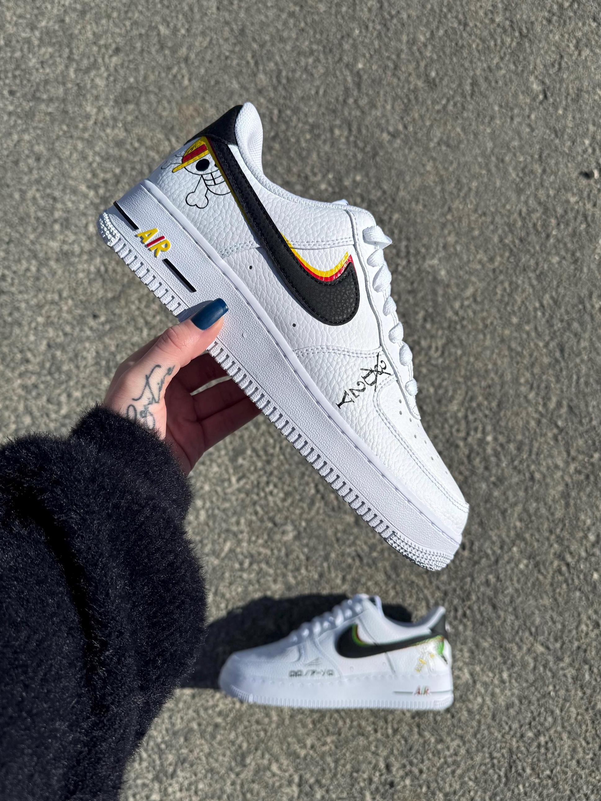 Custom Air Force 1 White With One Piece Cartoon Patterns