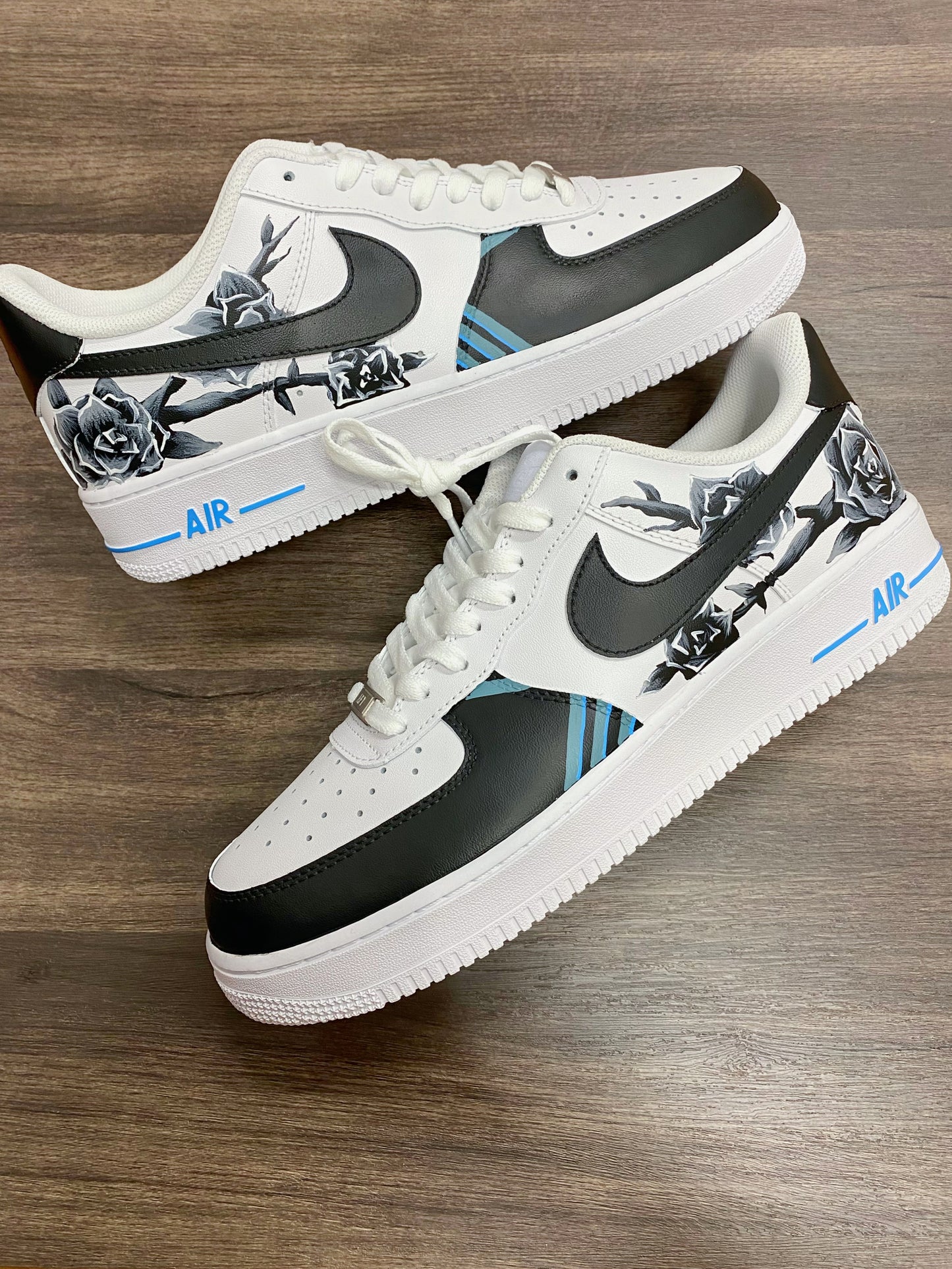 Custom Air Force 1 Black White Blooming Flowers