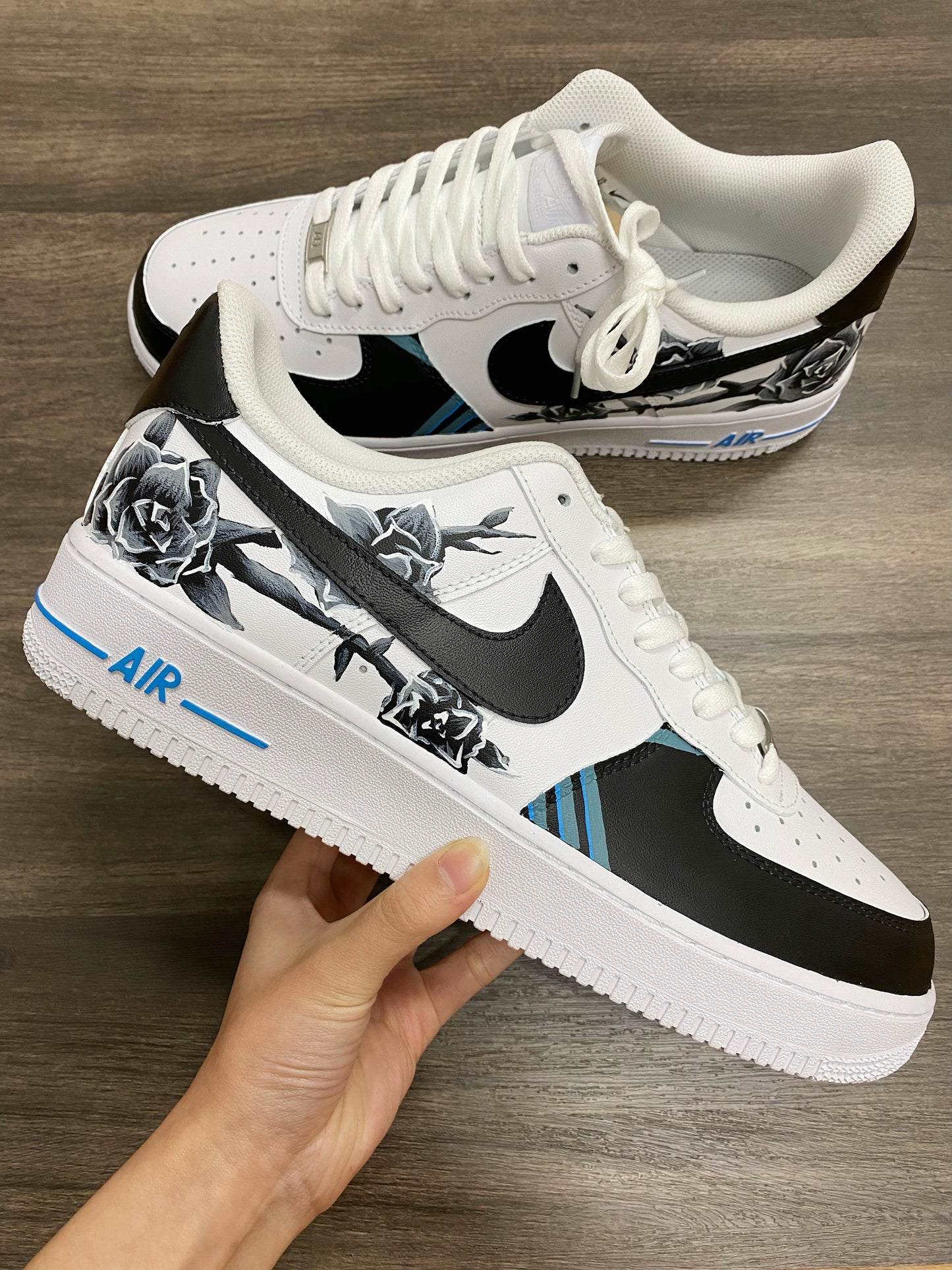 Custom Air Force 1 Black White Blooming Flowers