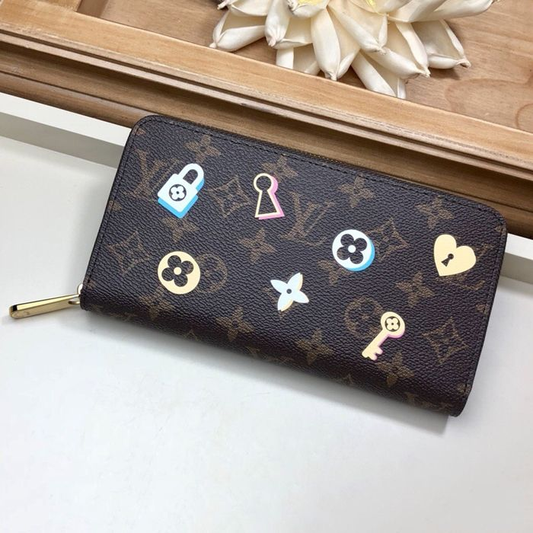 Personalized Wallet LV Lock Key Heart Flower Pattern Brown Custom Wallet