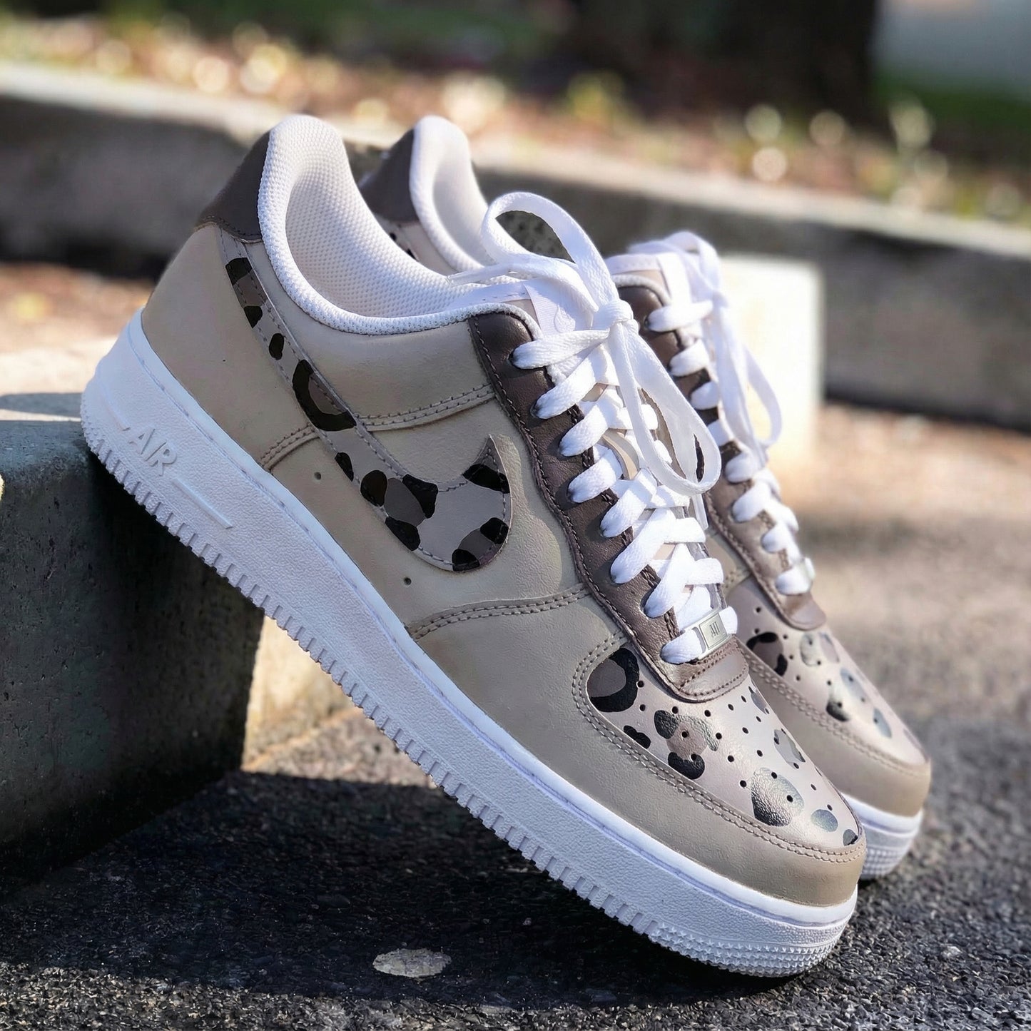 Retro Beige Leopard Print Custom AF 1s Shoes